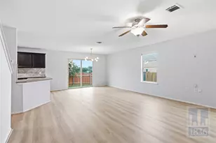 9000 Norwich Castle Dr, Austin, TX 78747 - Photo 11