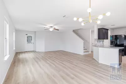 9000 Norwich Castle Drive, Austin, TX 78747 - Photo 9