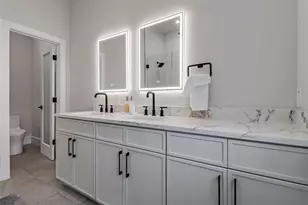 1111 W Annie St, Austin, TX 78704 - Photo 13