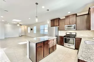 148 Shearwater Ln, Leander, TX 78641 - Photo 3