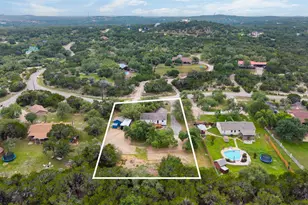 2110 Spring Valley Dr, Dripping Springs, TX 78620 - Photo 5