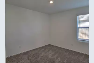 105 Ulmus Street, Hutto, TX 78634 - Photo 7