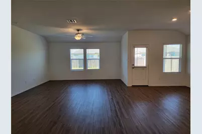 105 Ulmus Street, Hutto, TX 78634 - Photo 13