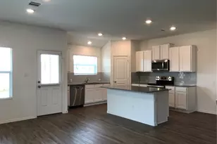 107 Ozark Dr, Hutto, TX 78634 - Photo 5