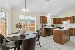 303 Sycamore Dr, Cedar Park, TX 78613 - Photo 11