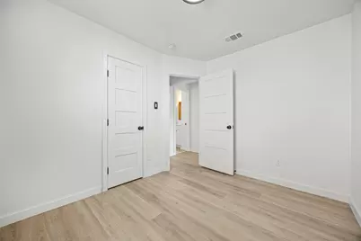 4703 Candletree Lane, Austin, TX 78744 - Photo 19