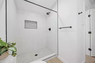 4703 Candletree Ln, Austin, TX 78744 - Photo 27
