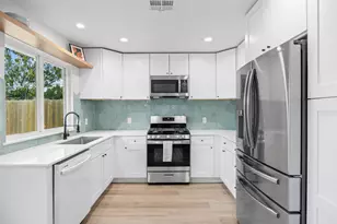 4703 Candletree Ln, Austin, TX 78744 - Photo 17