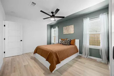 4703 Candletree Lane, Austin, TX 78744 - Photo 21