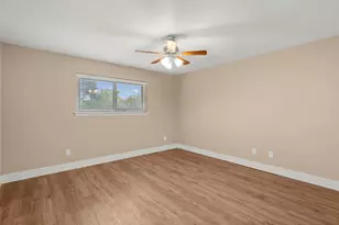 404 Hunt Ln, Buda, TX 78610 - Photo 17