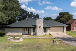 404 Hunt Ln, Buda, TX 78610 - Photo 1