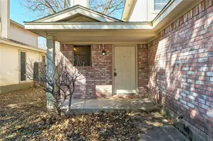 2904 Kestrel Dr, Austin, TX 78745 - Photo 3