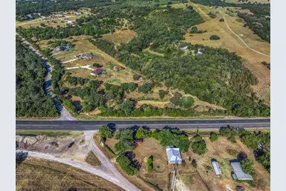 100 Westwood Road, Lockhart, TX 78644 - Photo 1