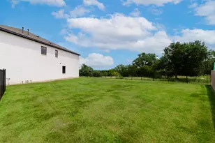 216 Rosetta Loop, Liberty Hill, TX 78642 - Photo 33
