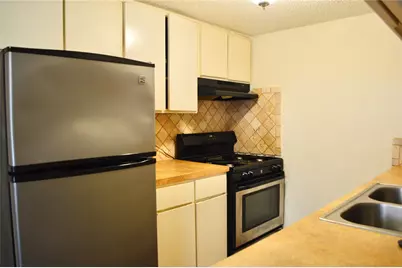 4709 Harmon Avenue #420, Austin, TX 78751 - Photo 3
