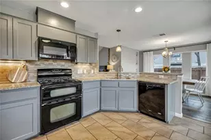 1808 Sylvia Ln, Round Rock, TX 78681 - Photo 5