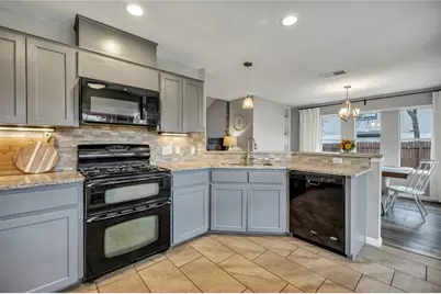 1808 Sylvia Lane, Round Rock, TX 78681 - Photo 5