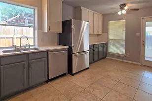 3608 Bratton Heights Dr, Austin, TX 78728 - Photo 7