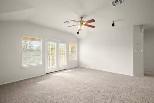 16100 S Great Oaks Dr, Round Rock, TX 78681 - Photo 9