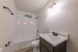 1113 Sycamore St, San Marcos, TX 78666 - Photo 5