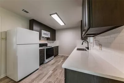 1113 Sycamore Street, San Marcos, TX 78666 - Photo 15