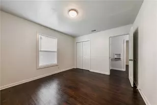 1113 Sycamore St, San Marcos, TX 78666 - Photo 9