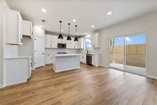 134 Arlington Park Loop, Hutto, TX 78634 - Photo 13
