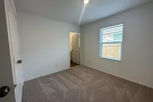 121 Seminole Dr, San Marcos, TX 78666 - Photo 11