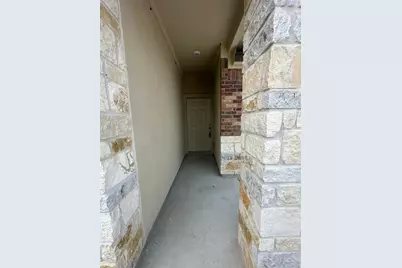 121 Seminole Drive, San Marcos, TX 78666 - Photo 5