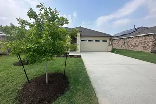 121 Seminole Dr, San Marcos, TX 78666 - Photo 3