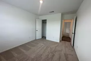 121 Seminole Dr, San Marcos, TX 78666 - Photo 7