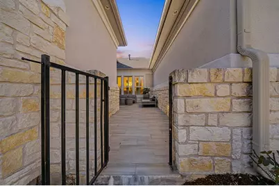 16024 La Rosa Drive, Bee Cave, TX 78738 - Photo 3