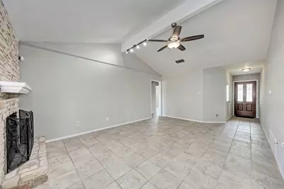 2804 Sissinghurst Drive, Austin, TX 78745 - Photo 9