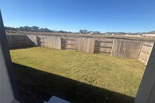 201 Arches Dr, Kyle, TX 78640 - Photo 13