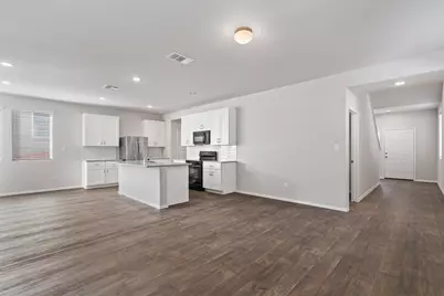 2713 Derwent Drive, Pflugerville, TX 78660 - Photo 5