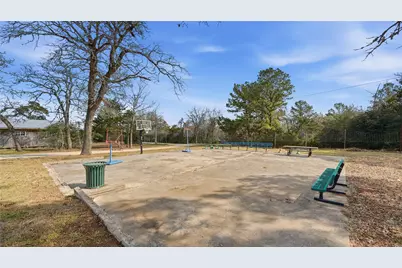 182 Little Ranch Road, Red Rock, TX 78662 - Photo 9