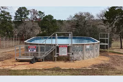 182 Little Ranch Road, Red Rock, TX 78662 - Photo 13