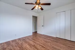 1417 Braes Ridge Dr, Austin, TX 78723 - Photo 9