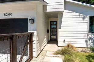 5200 Grover Ave, Austin, TX 78756 - Photo 5