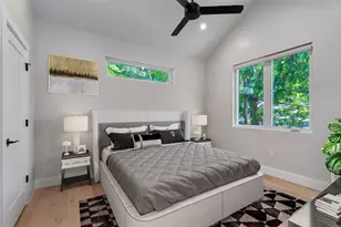 5200 Grover Ave, Austin, TX 78756 - Photo 15