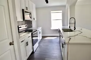 19120 Leigh Ln, Pflugerville, TX 78660 - Photo 3