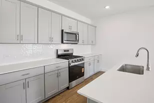 136 Union Pacific Dr, Cedar Creek, TX 78612 - Photo 7