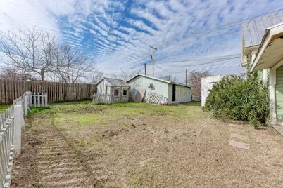 308 N Broad Street, Coupland, TX 78615 - Photo 33