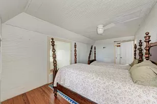 308 N Broad St, Coupland, TX 78615 - Photo 27