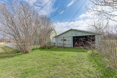 308 N Broad Street, Coupland, TX 78615 - Photo 37