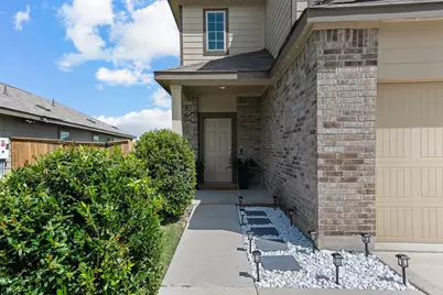 576 Greatest Gift Way, Jarrell, TX 76537 - Photo 17