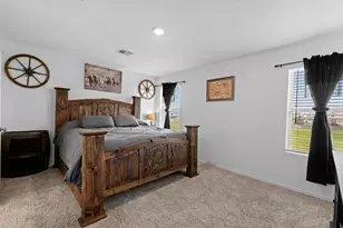576 Greatest Gift Wy, Jarrell, TX 76537 - Photo 25
