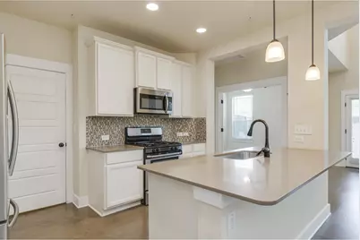 7906 Wildcat Pass, Austin, TX 78757 - Photo 9