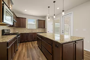 716 Kitty Hawk Rd, Georgetown, TX 78633 - Photo 9