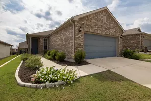 716 Kitty Hawk Rd, Georgetown, TX 78633 - Photo 1
